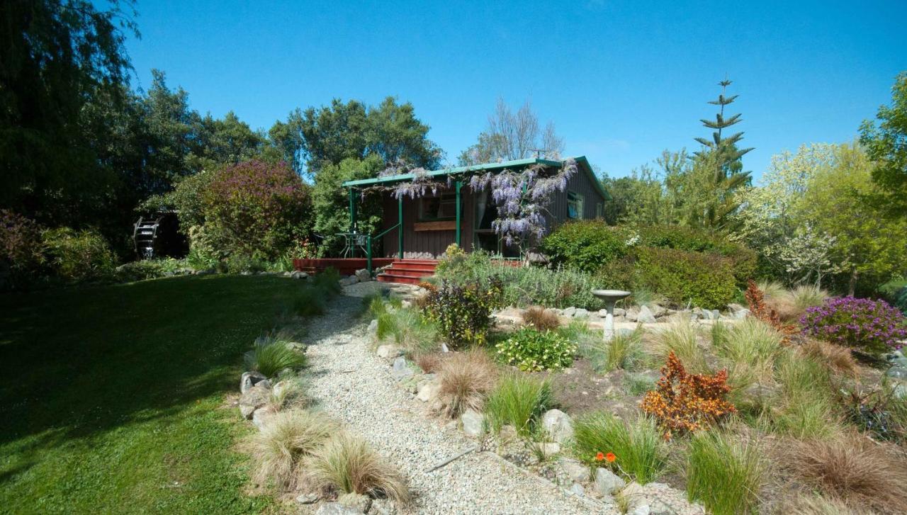 Waterwheel Cottage Upper Moutere Kültér fotó